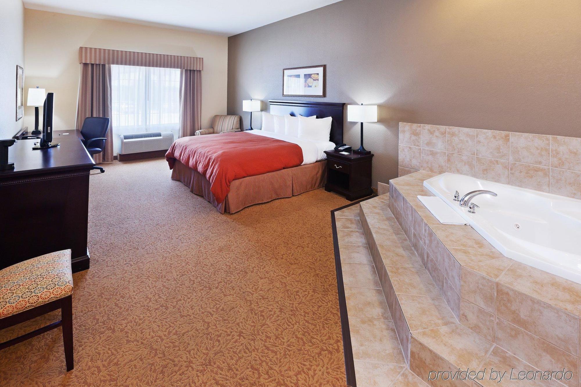 Country Inn & Suites By Radisson, Oklahoma City - Quail Springs, Ok Room photo